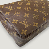 LOUIS VUITTON TROUSSE 23