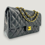 CHANEL CLASSIC MEDIUM BAG