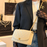 CHANEL DIANA MEDIUM BAG